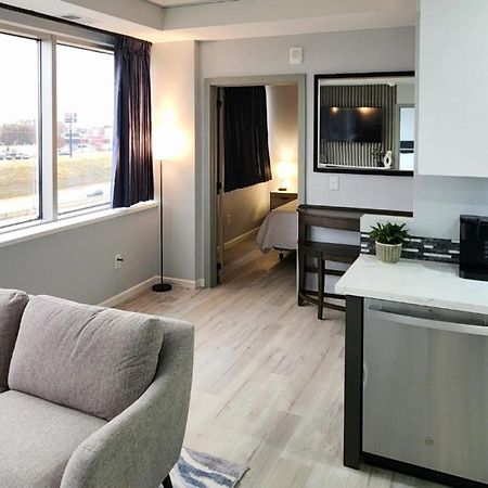Reese Tower Aparthotel Tulsa Buitenkant foto